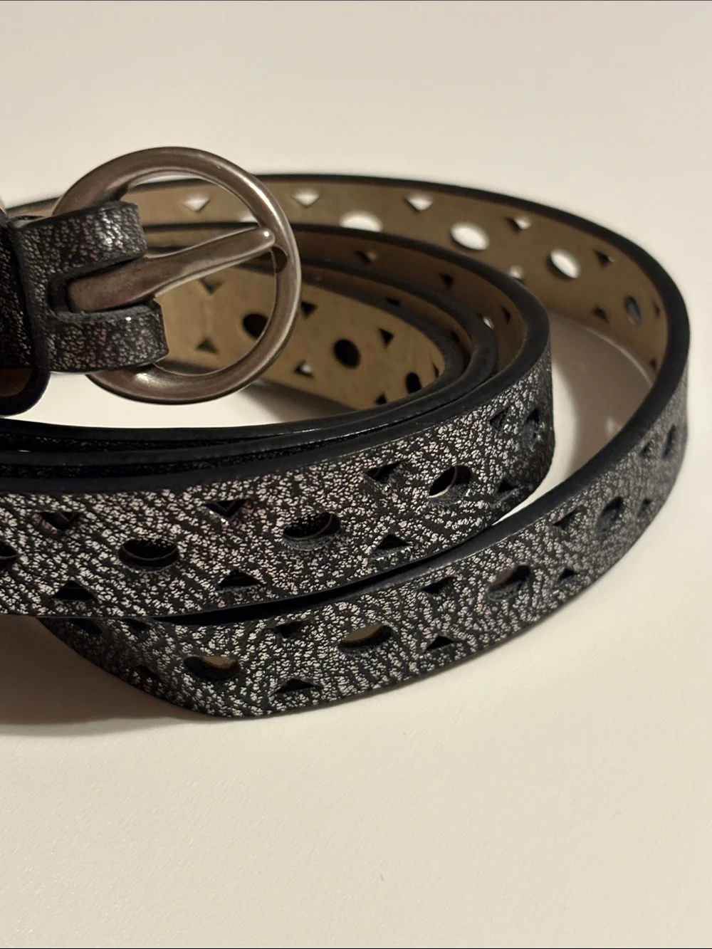 Women’s Sonoma Goods For Life  Size XL silver perforated skinny belt new